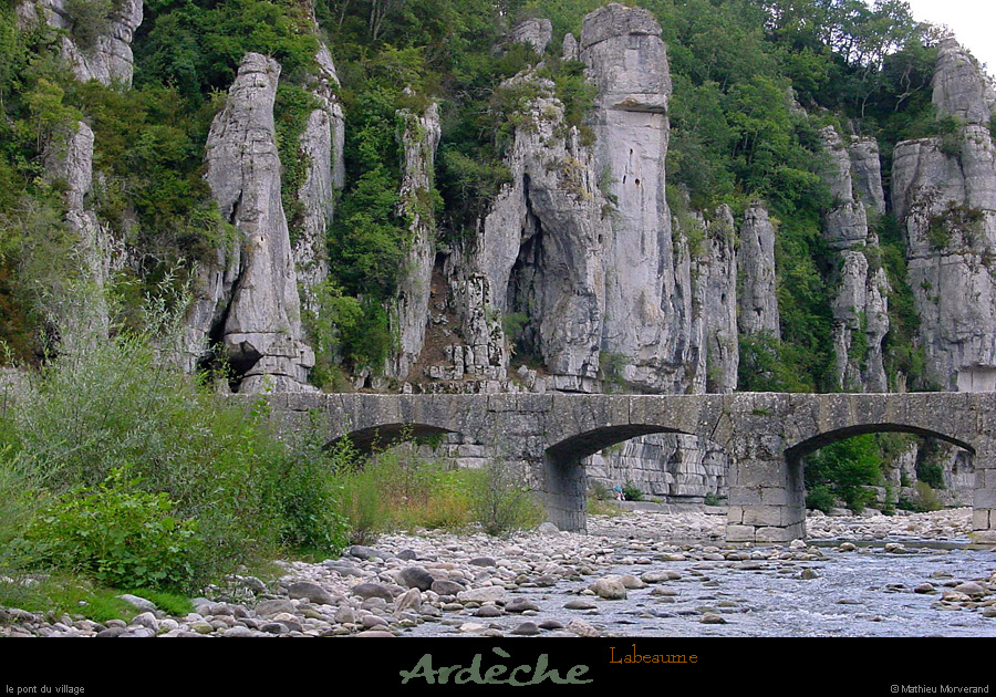 20010904_labeaume_village_pont_1