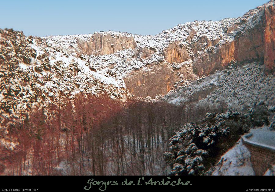 19870100_cirqueestre