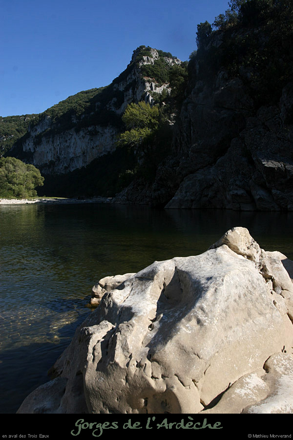 20120916_av3eauxrg1