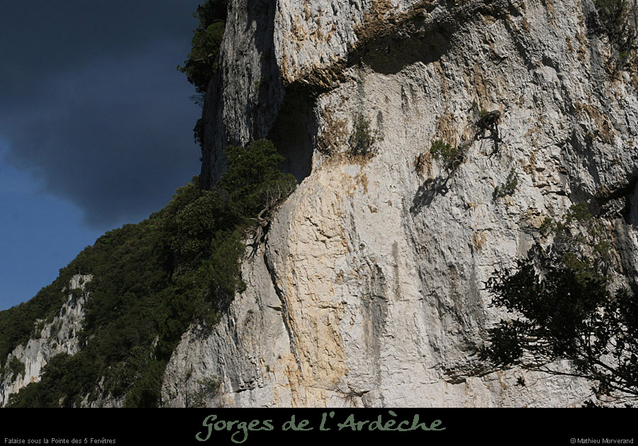 20110424_falaise5fenetresdepuisaiguile3eaux2