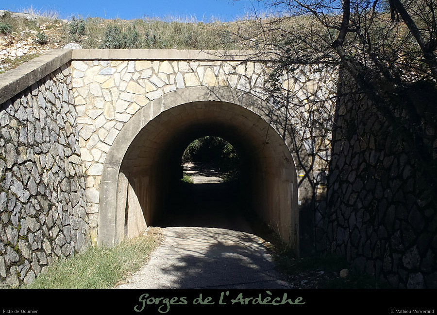 20121102_gorges_pistegournier_tunnel