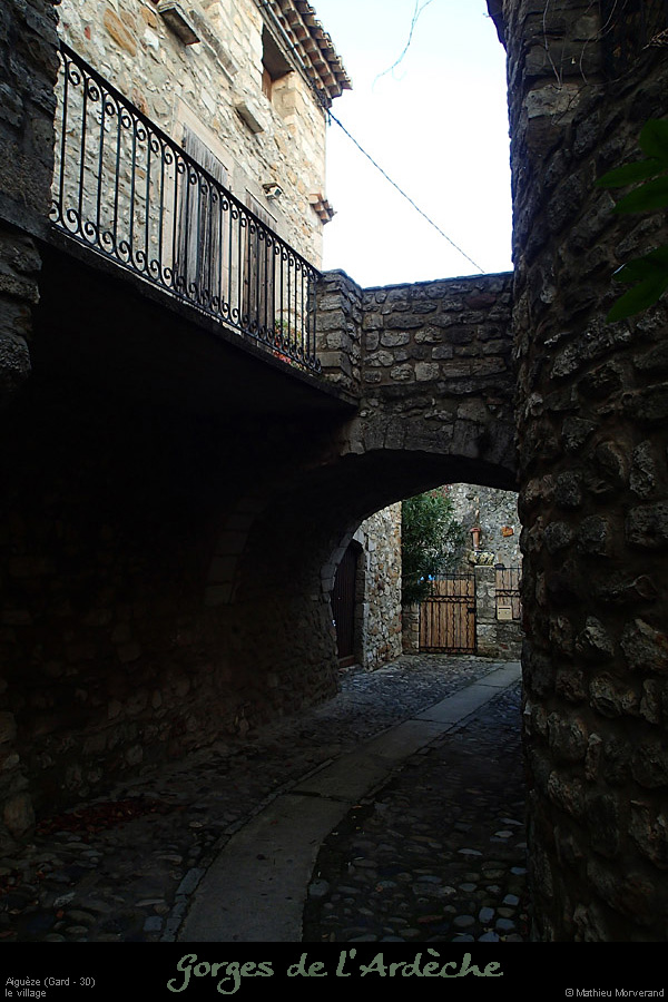 20131028_aigueze_village08