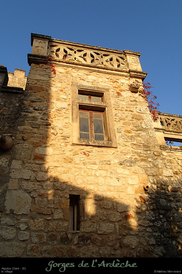 20131028_aigueze_village10