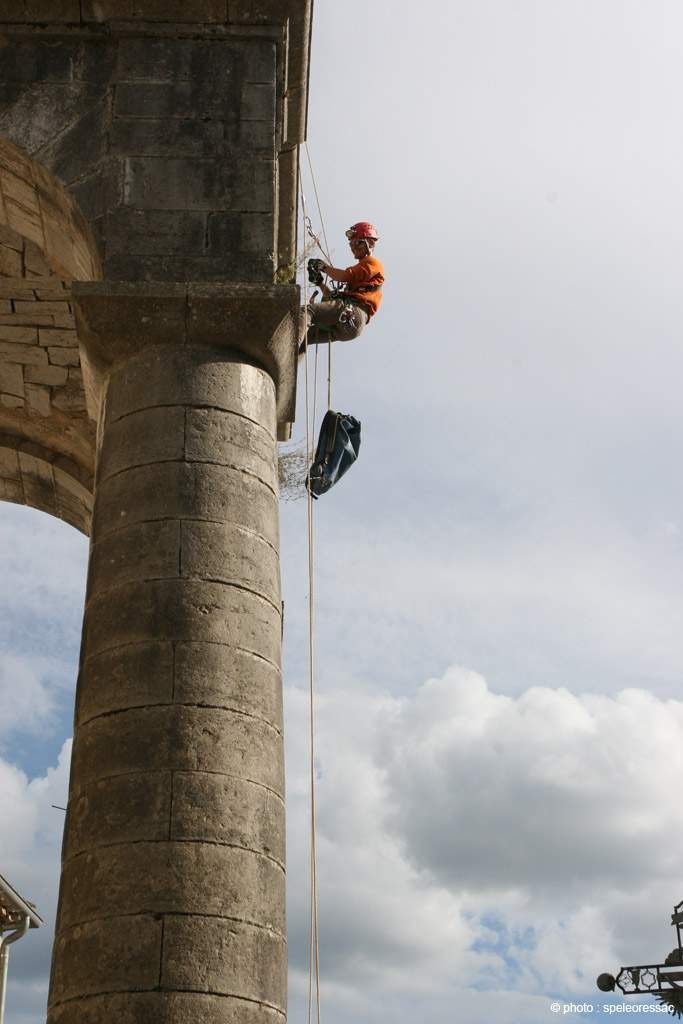 20090707_nettoyageclocherlabeaume16