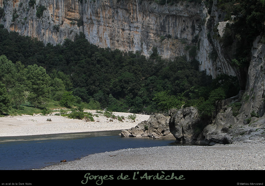 20110427_canoes_avdtnoire1