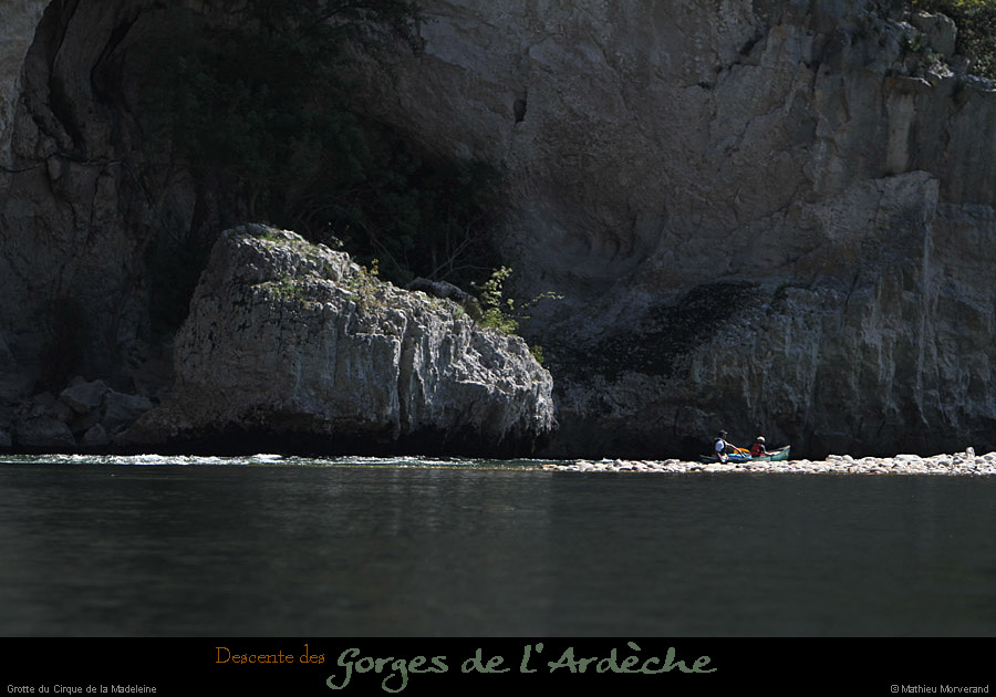 20110410_canoe_grottecirquemadeleine5