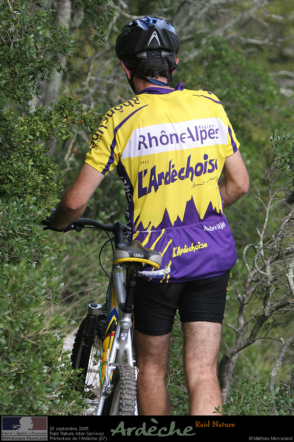 20060928_v023