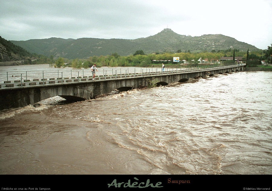 20011020_crue_pontsampzon_01