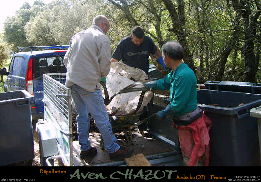 chazot0805_tri04jp