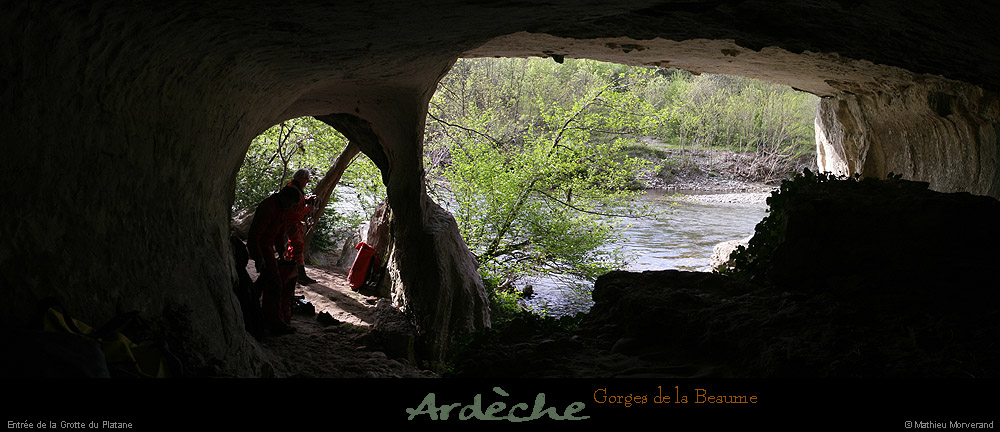 20090418_grotteplataneentree03