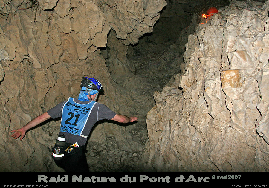 raidpa07_08_004
