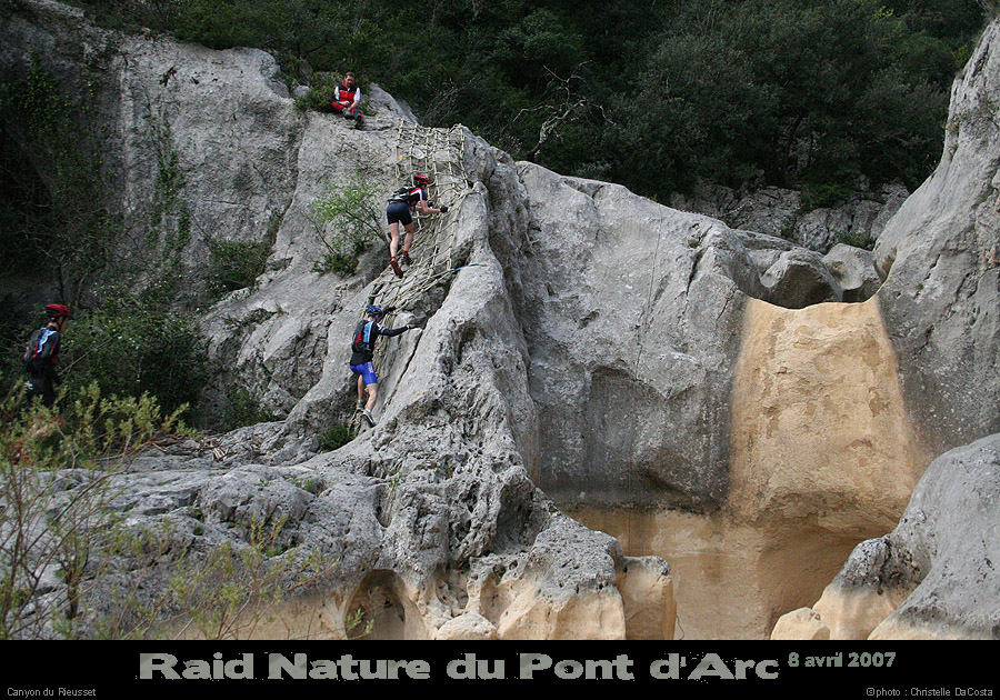 raidpa07_10_002