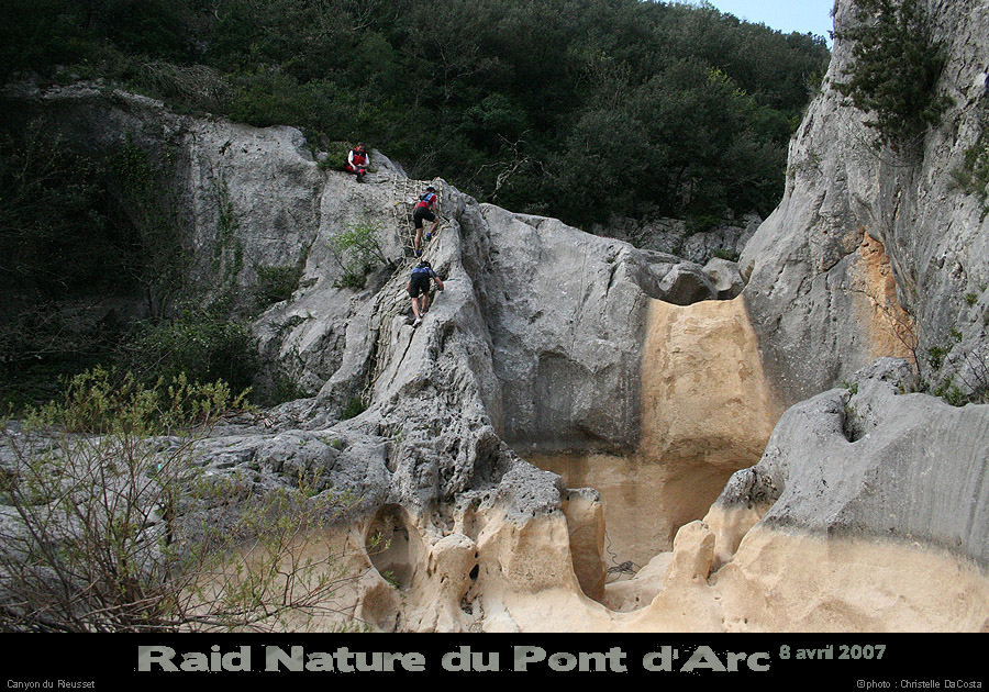 raidpa07_10_009