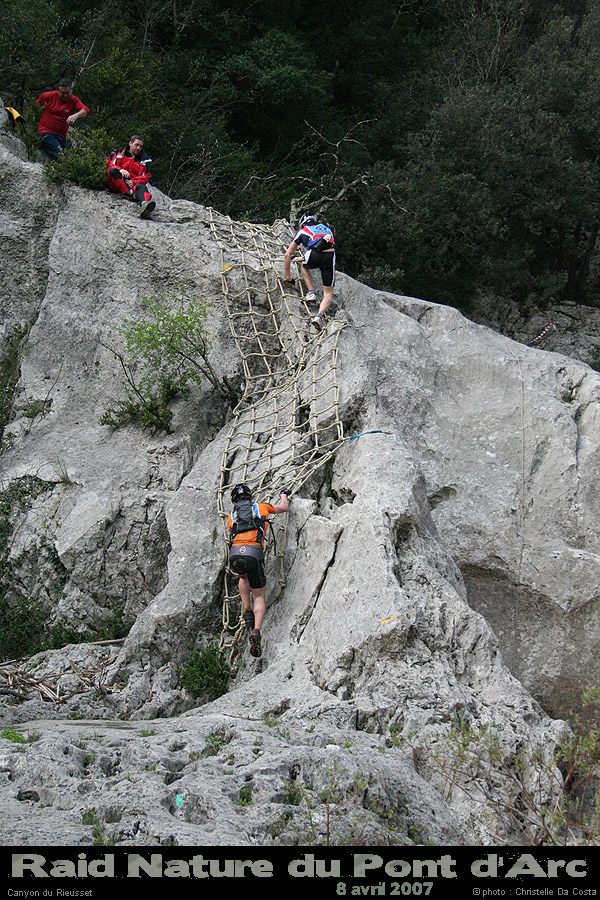 raidpa07_10_010