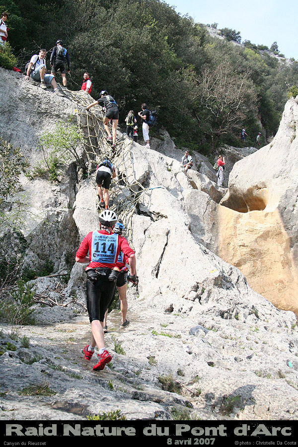 raidpa07_10_075