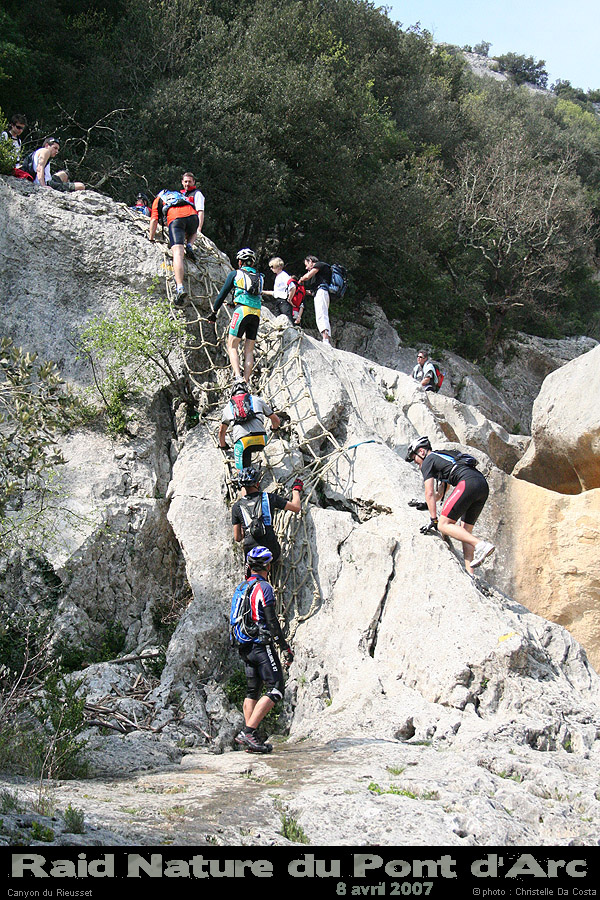 raidpa07_10_080