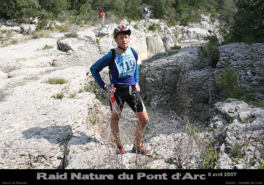 raidpa07_10_083
