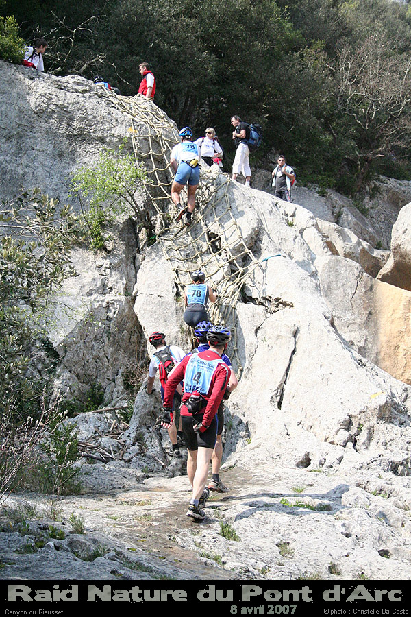 raidpa07_10_092