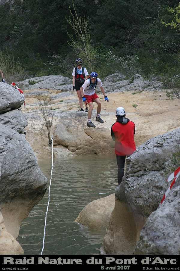raidpa07_10_145
