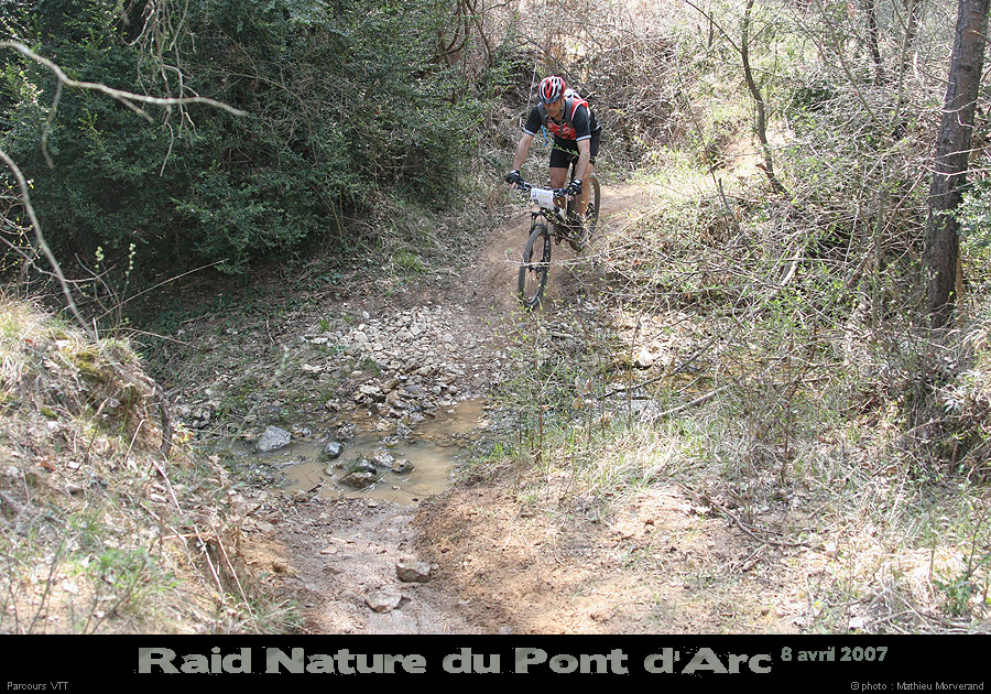 raidpa07_13_054